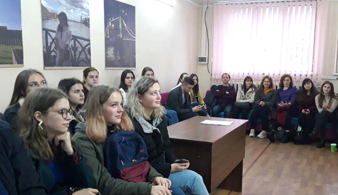 Мовний клуб "ІНТЕРТЕКСТ"