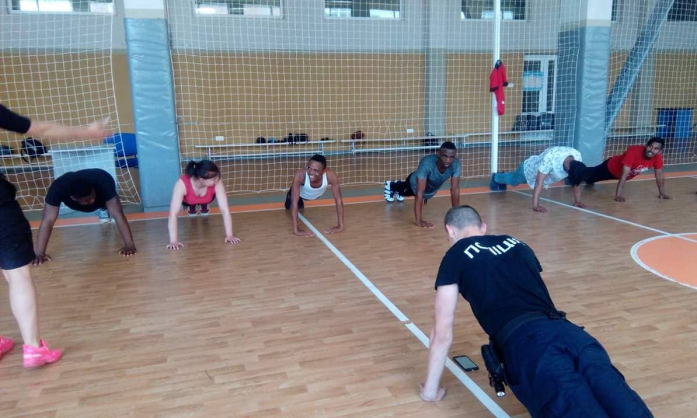 поліс 1