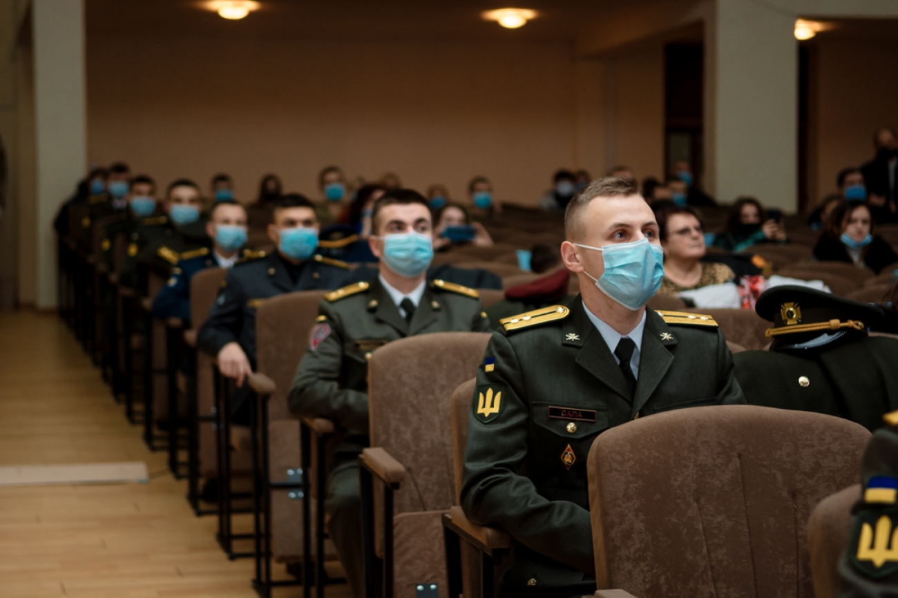 Вперше в історії: курсантка ІФНТУНГ отримала звання лейтенанта