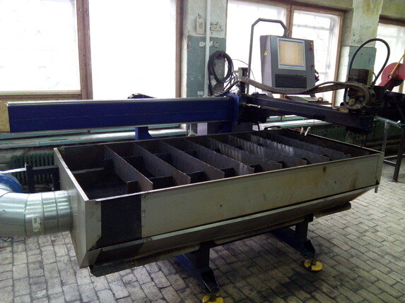 Верстат плазмового різання з числовим програмним керуванням