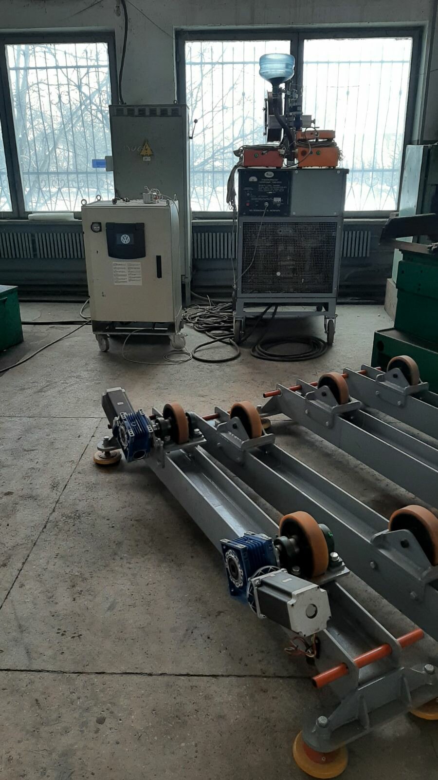 Дільниця промислових роботів (блок керування роботом KUKA KR200 та система автоматизованого зварювання резервуарів)