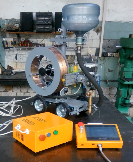 Зварювальний трактор