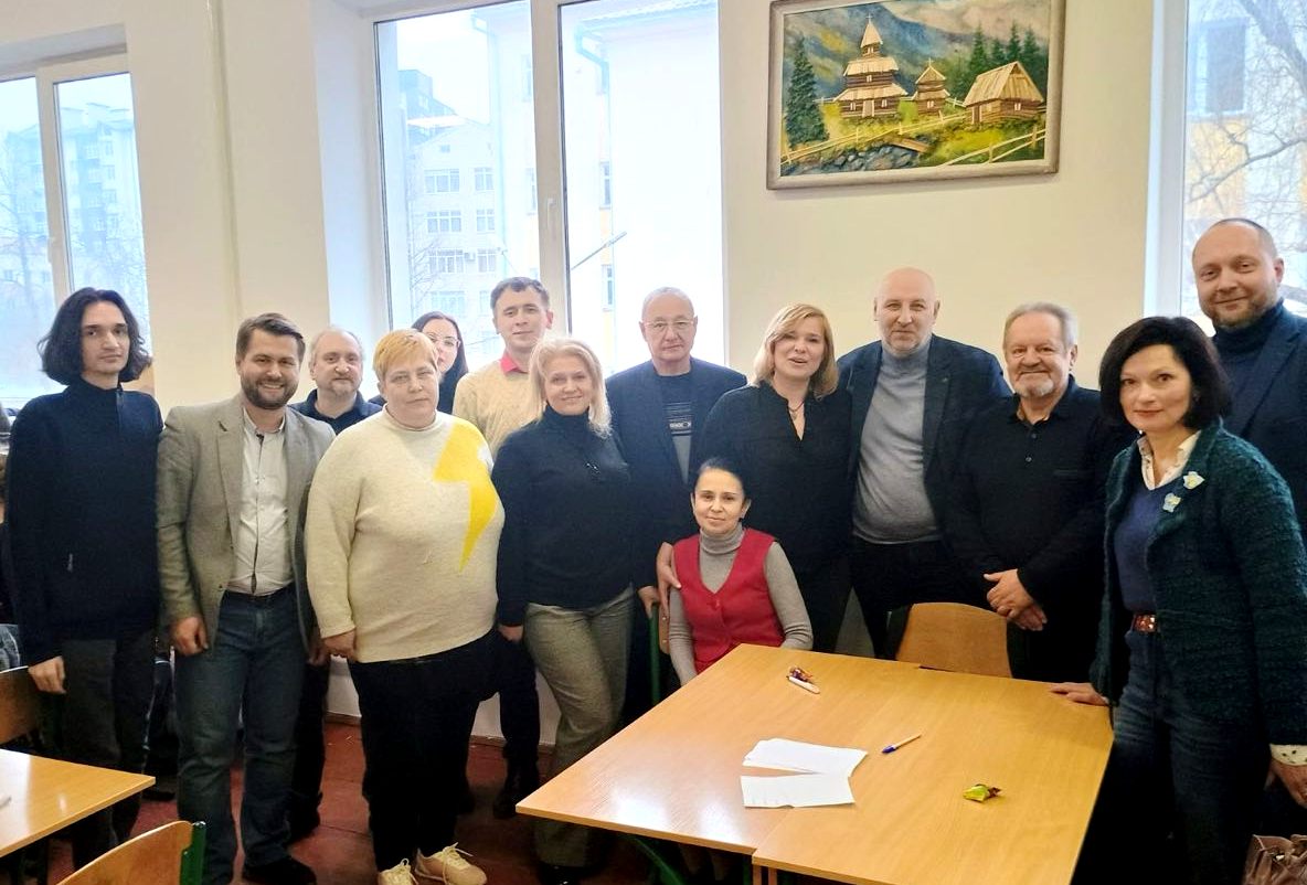 «Клуб дилетантів» зробив свій внесок у перемогу над ворогом