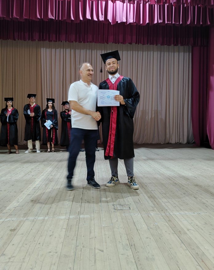 вручення дипломів Бакалавра