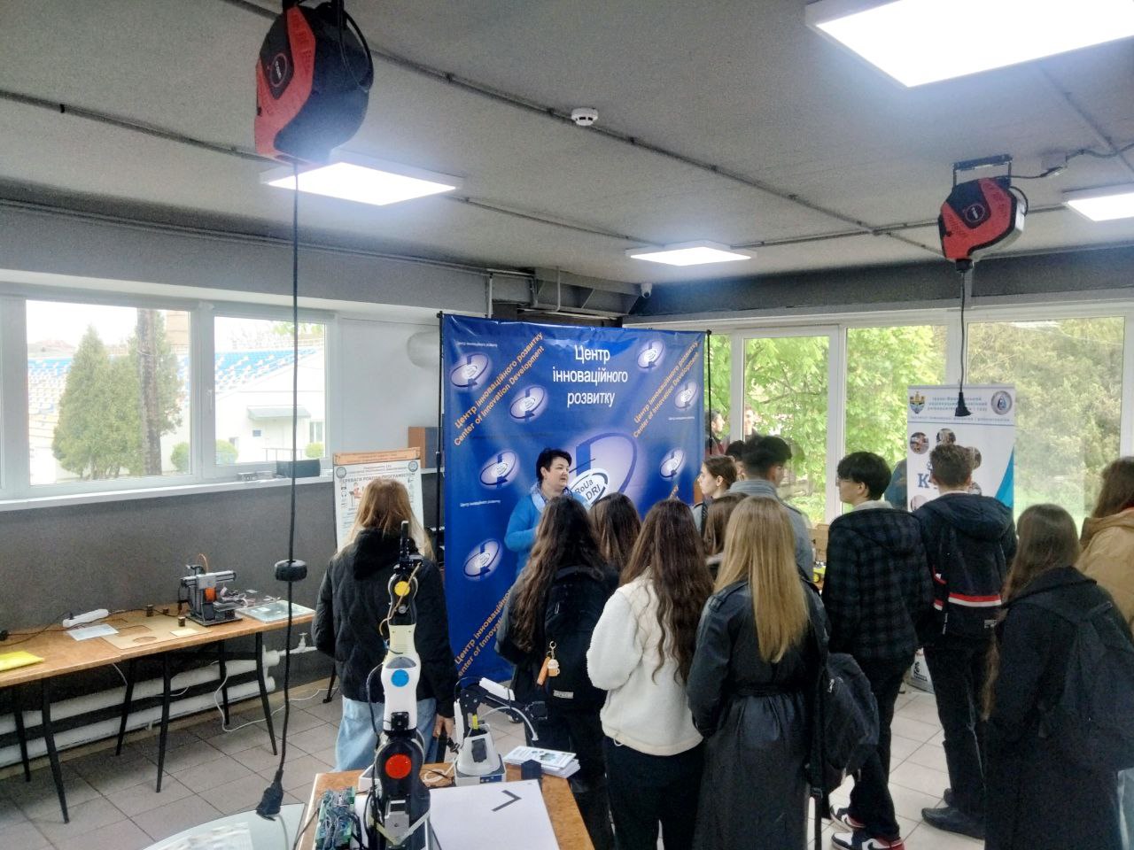 ІФНТУНГ гостинно відкриває двері для учнів шкіл!