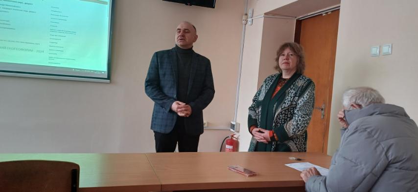 Вручення дипломів Магістра випускникам Факультету природничих наук спеціальності 101 Екологія