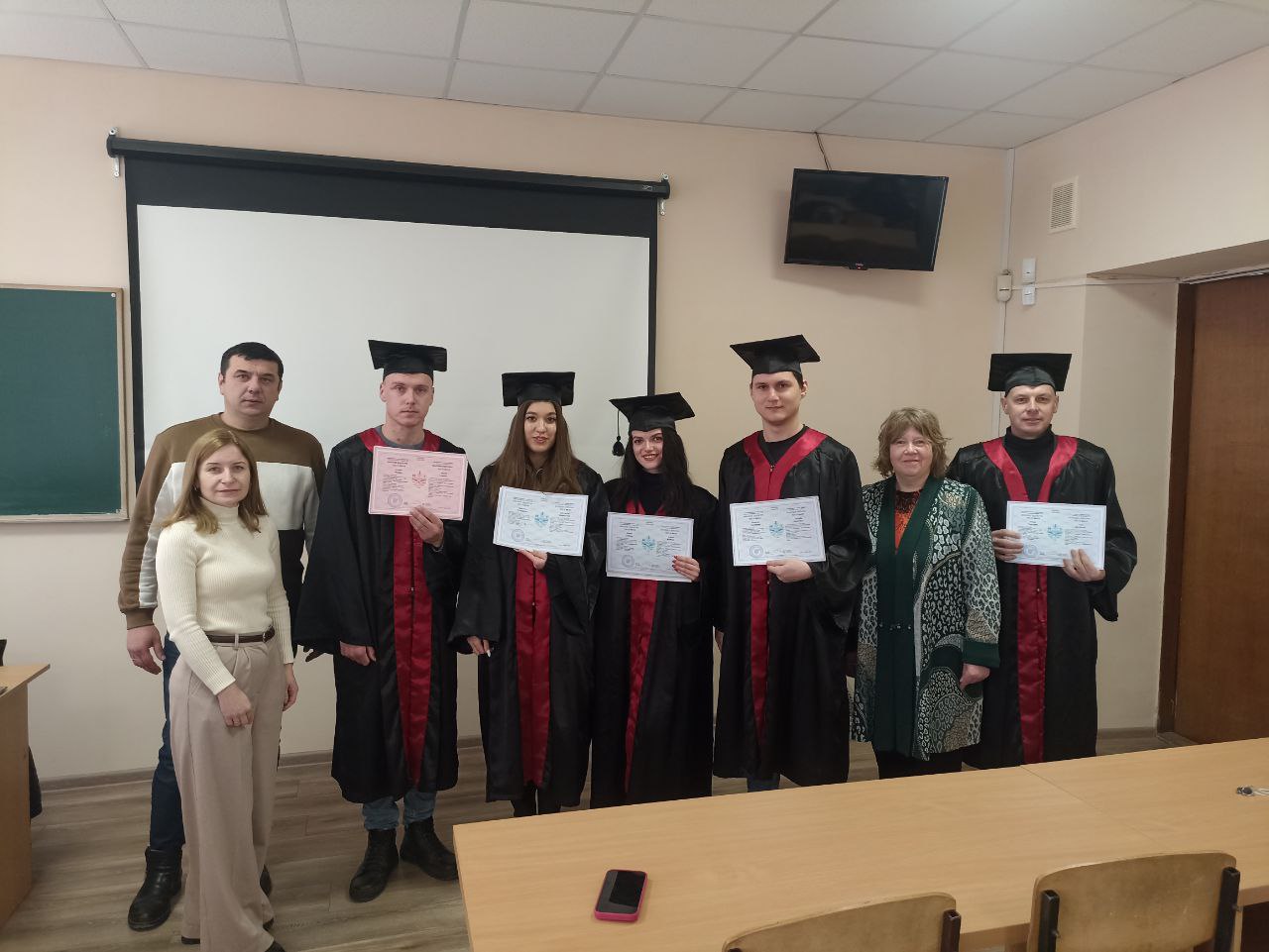 Вручення дипломів Магістра випускникам Факультету природничих наук спеціальності 101 Екологія