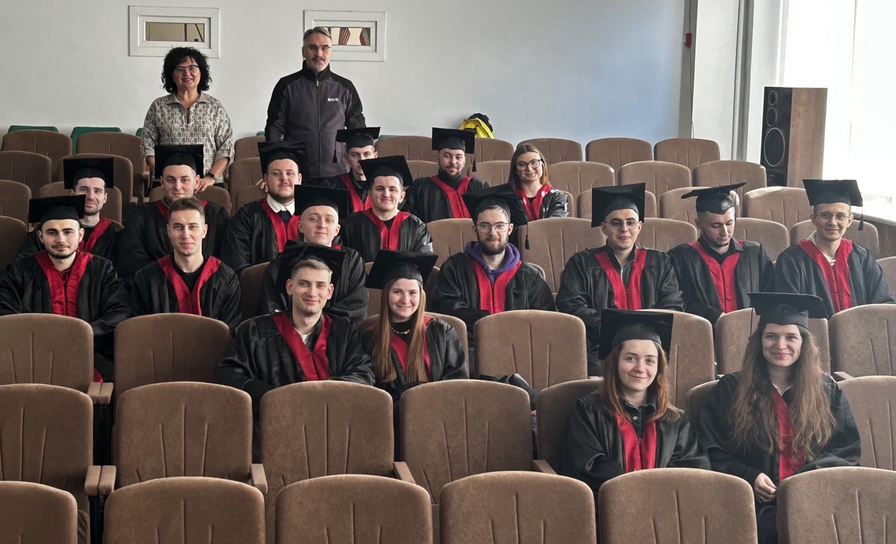 Вручення дипломів магістрів спеціальності «Комп’ютерна інженерія»