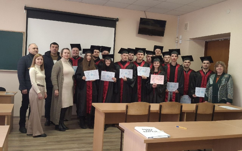 Відбулось вручення дипломів магістрів