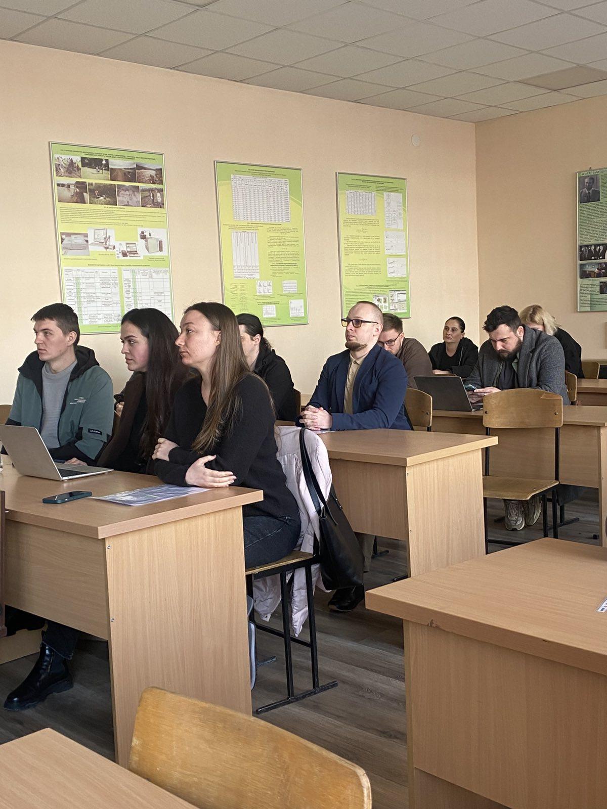 Звіт аспірантів