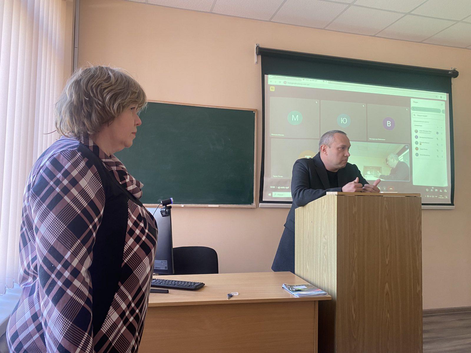 Звіти аспірантів 4 року навчання