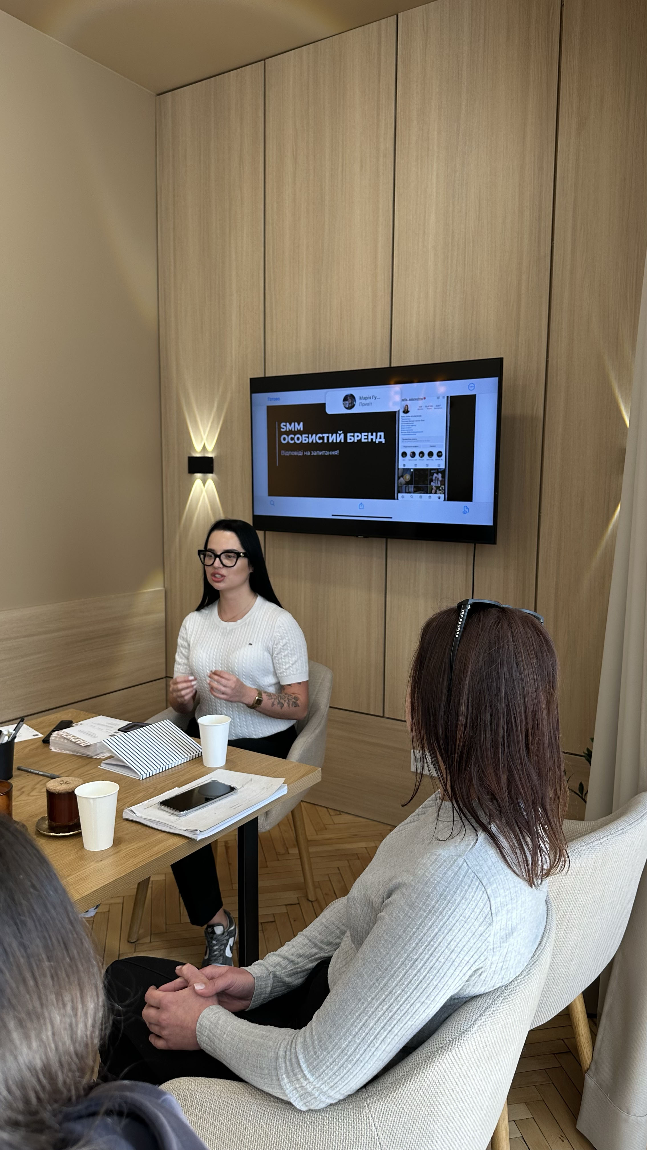 Екскурсія студентів кафедри ПІМ до маркетингової агенції SAVE: практика, що надихає