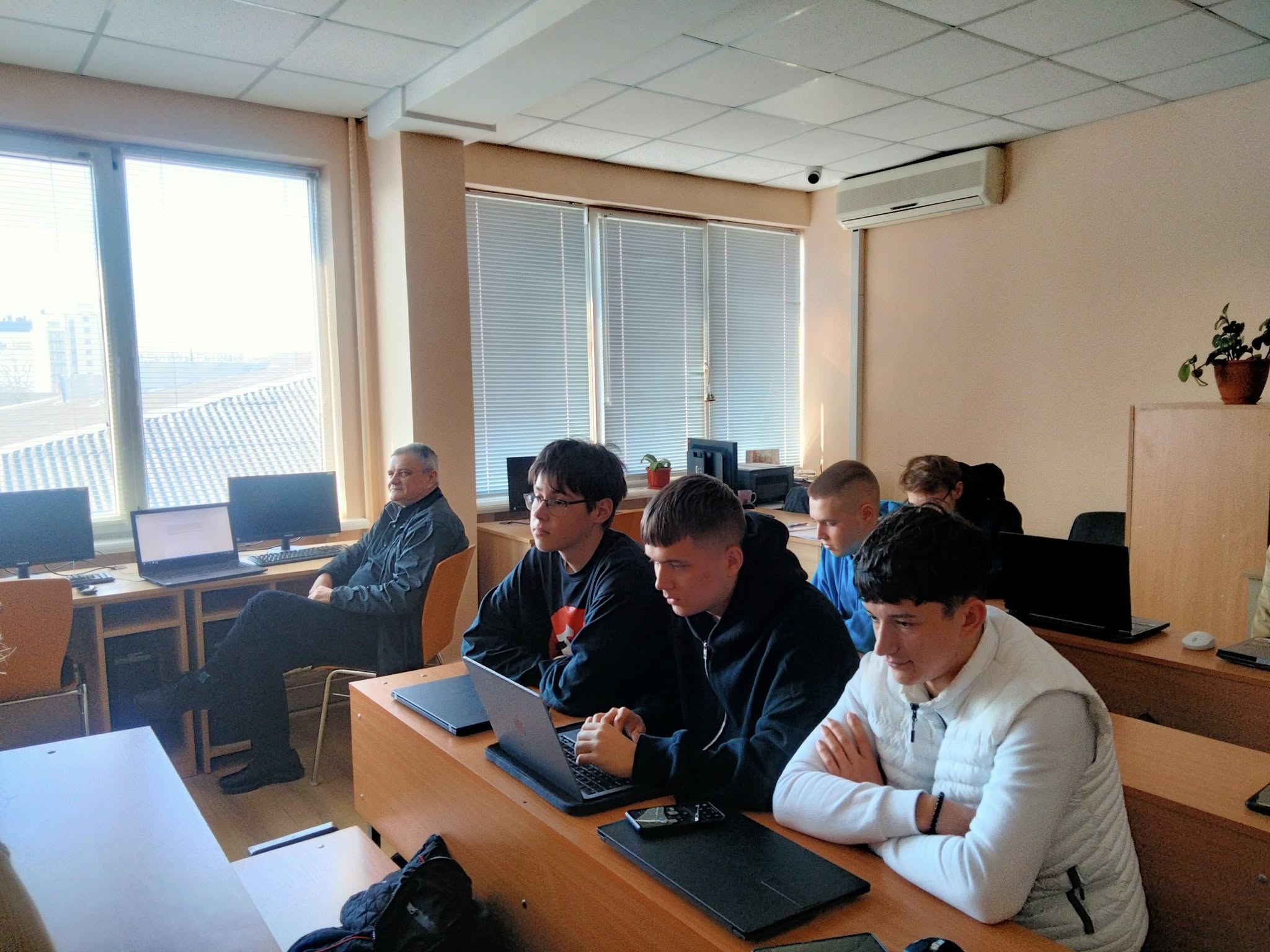 Відзначаємо День вебмайстра!