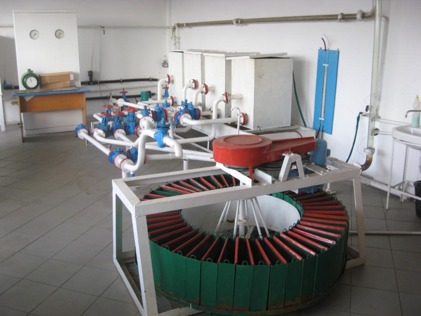 ЗАГАЛЬНИЙ ВИГЛЯД ЛАБОРАТОРНОЇ УСТАНОВКИ “МОДЕЛЬ МАГІСТРАЛЬНОГО НАФТОПРОДУКТОПРОВОДУ”