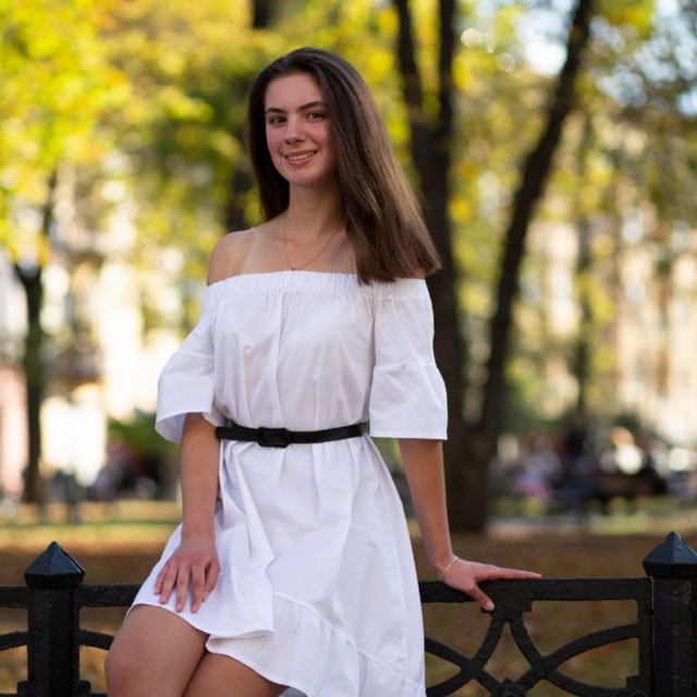 Зузук Стефанія-Лілія