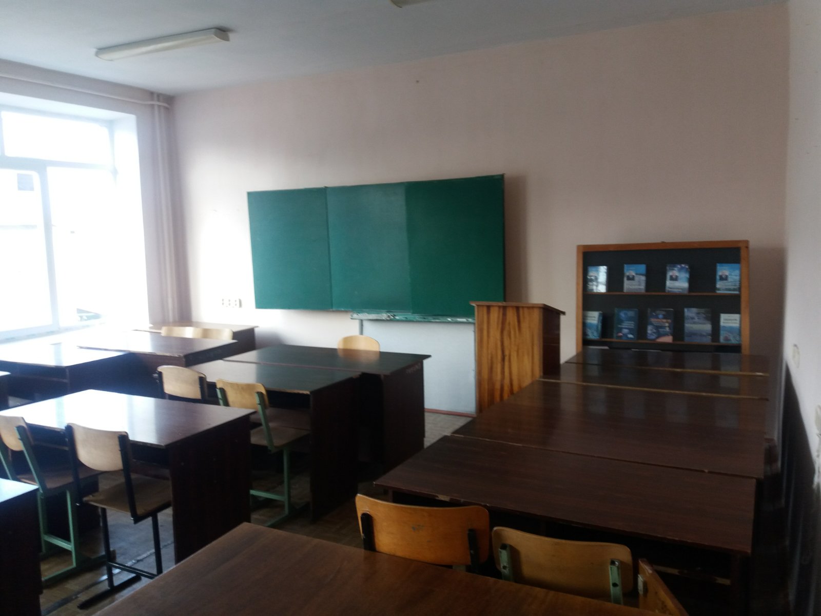 лекційна аудиторія, № 5212