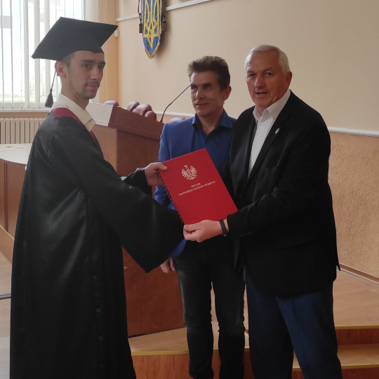 Вручення дипломів