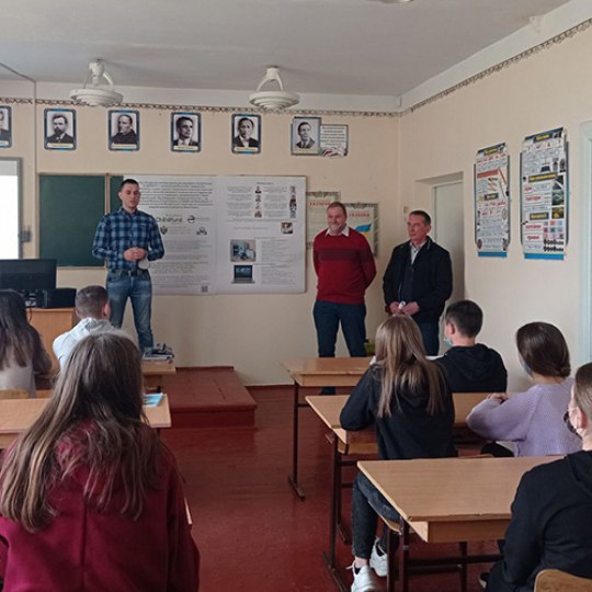 Проєкт “Соціальне шкільне навчально-виробниче підприємство “CADPRINT”