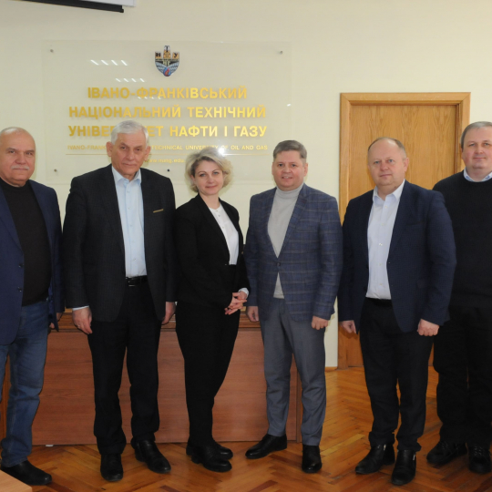 Синергія та взаємна підтримка – в основі Угоди між ІФНТУНГ та ІФФКТБ 