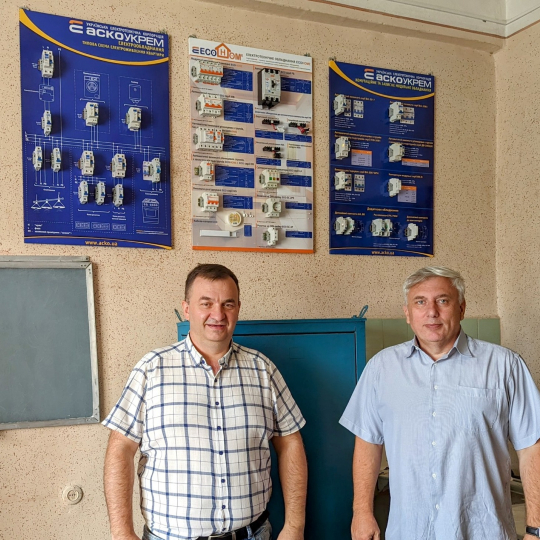 ІФНТУНГ залучив до співпраці лідера електротехнічної продукції АСКО-УКРЕМ