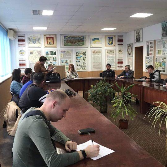 РОБОТА З МАГІСТРАМИ