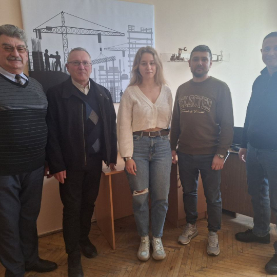 Зустріч за круглим столом зі стейкхолдерами.