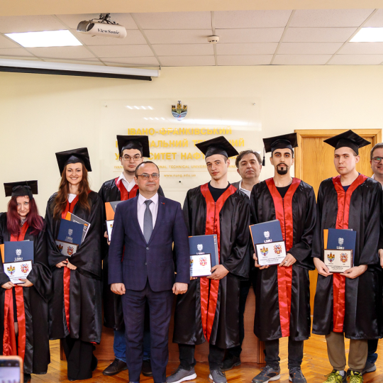 Україна–Велика Британія: ІФНТУНГ випускає фахівців міжнародного рівня