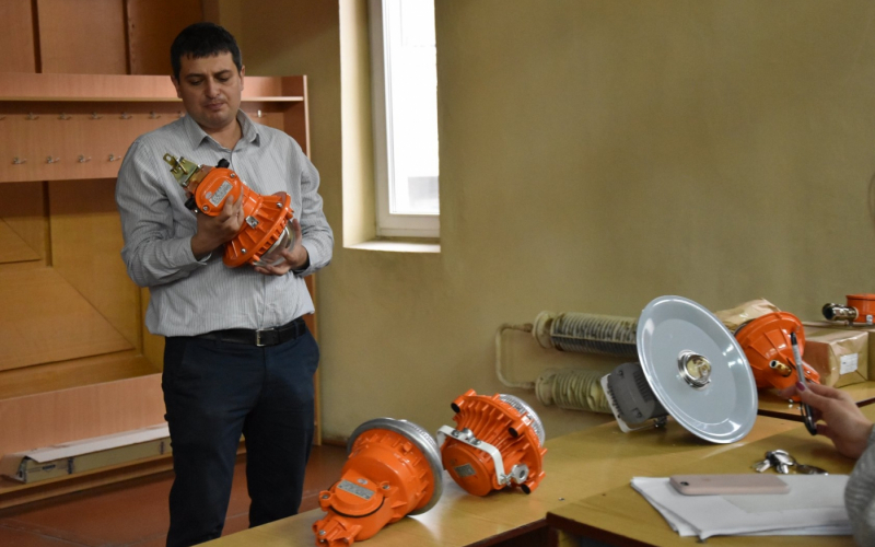 Презентація від співробітників ВАТРА і презентоване обладнання