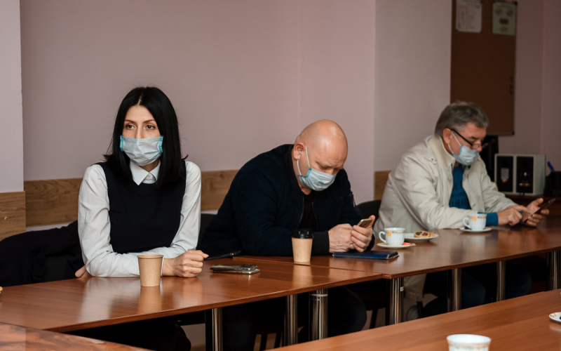 Члени команди Маріупольського Центру малого та середнього бізнесу