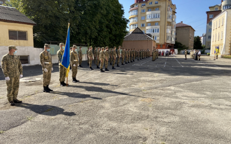 Курсанти КВП склали Військову присягу України.