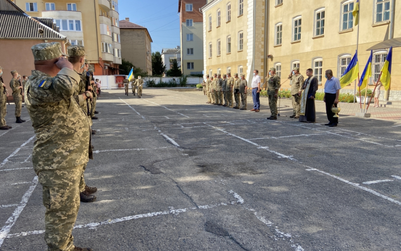 Курсанти КВП склали Військову присягу України.