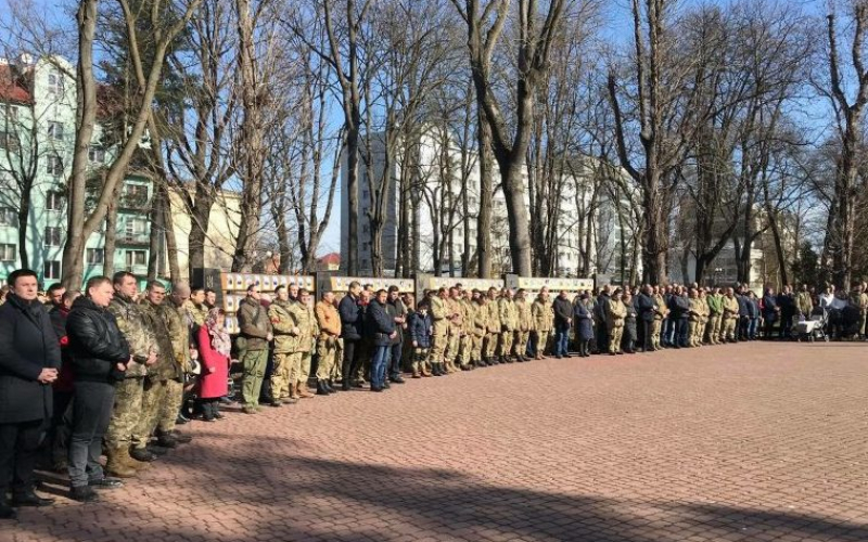 Курсанти КВП прийняли участь у вшануванні пам’ятних дат.