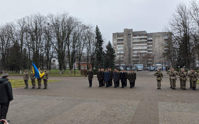 Вперше в історії: курсантка ІФНТУНГ отримала звання лейтенанта