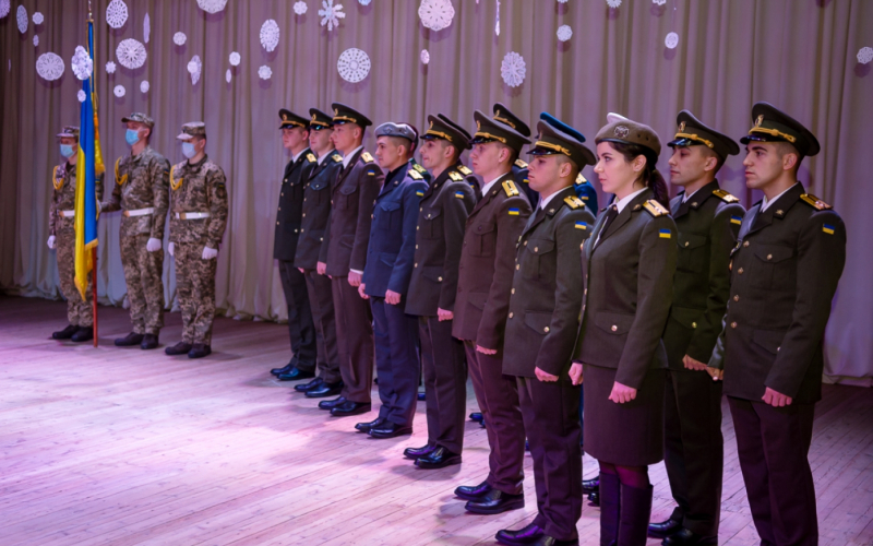 Вперше в історії: курсантка ІФНТУНГ отримала звання лейтенанта