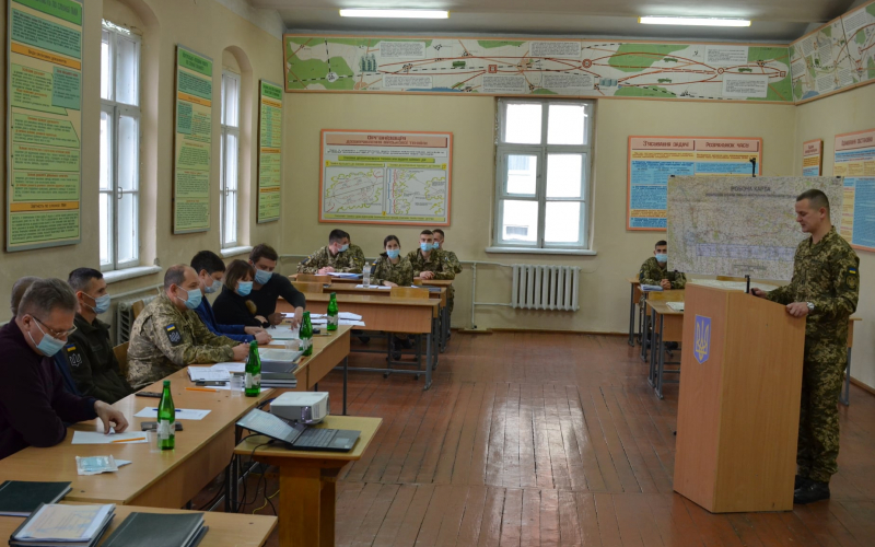 ЗАХИСТ МАГІСТЕРСЬКИХ РОБІТ ВІЙСЬКОВОЮ СПЕЦІАЛІЗАЦІЄЮ