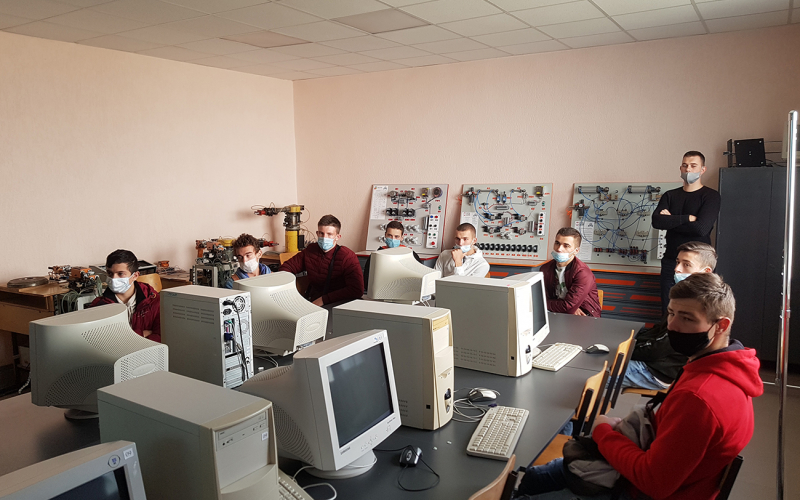 В лабораторії роботизації