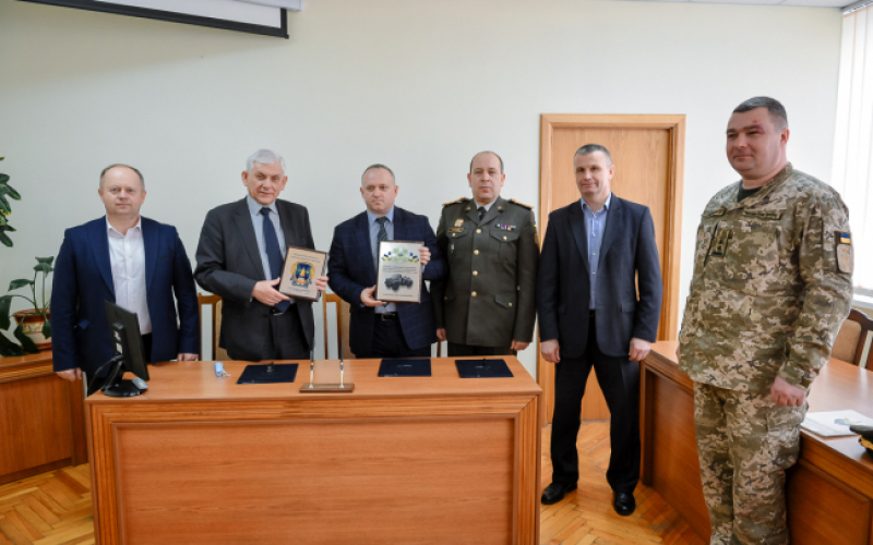 Давню дружбу скріпив меморандум!