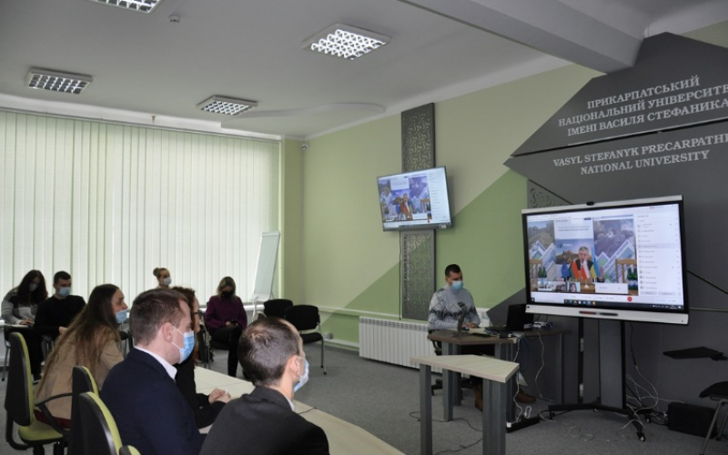 Регіональна зустріч рад молодих учених