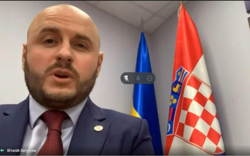 ОНЛАЙН-ЗУСТРІЧ СТУДЕНТІВ-ДОКУМЕНТОЗНАВЦІВ  З ПОЧЕСНИМ КОНСУЛОМ РЕСПУБЛІКИ ХОРВАТІЇ В ЗАХІДНІЙ УКРАЇНІ  ПАНОМ ВІТАЛІЄМ ЗАПУХЛЯКОМ