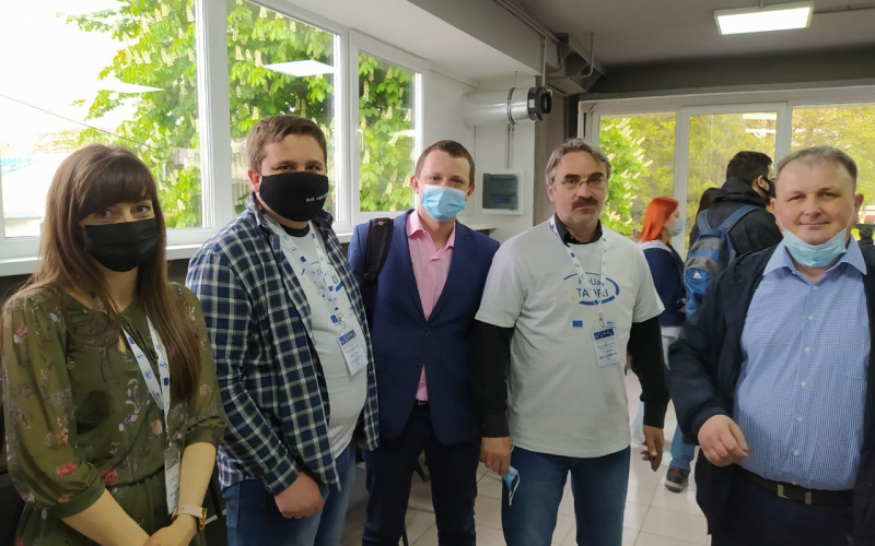 Експерти та гості