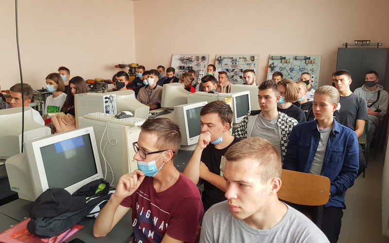 День машинобудівника