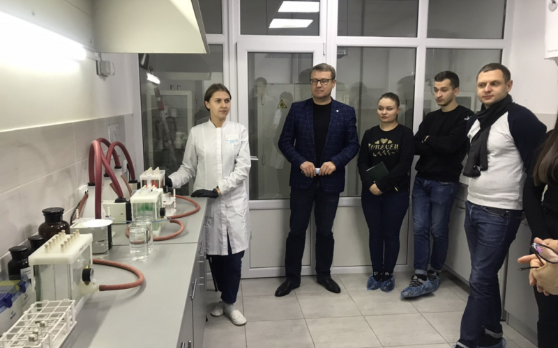 заняття аспірантів спеціальності 101 Екологія  у лабораторії Дністровського БУВР