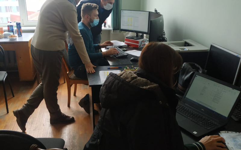 Робота в офісі проекту