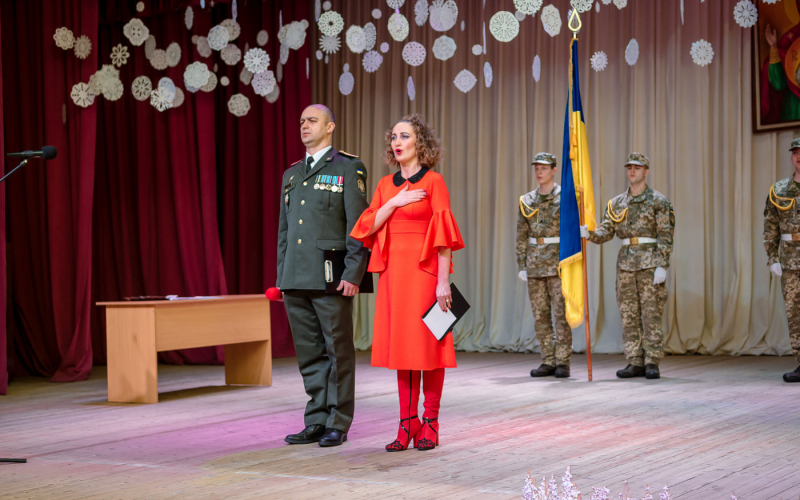 УКРАЇНСЬКА АРМІЯ ПОПОВНИЛАСЬ ОФІЦЕРАМИ-МАГІСТРАМИ!
