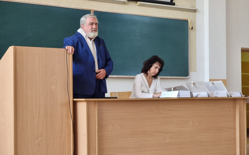 Вручення дипломів студентам кафедри гкз