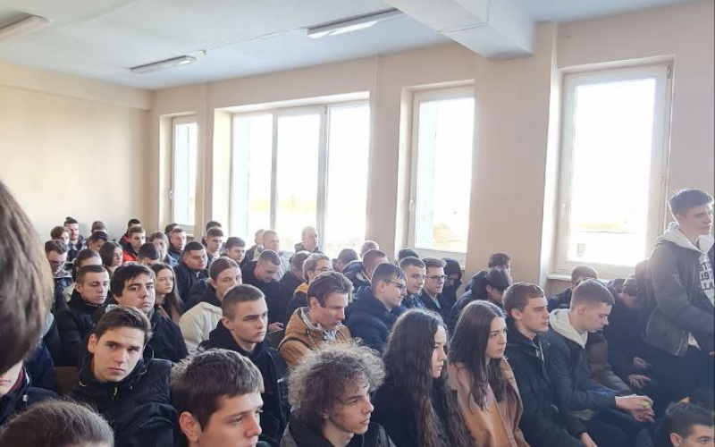 Як долучитися до галузі, що формує майбутнє