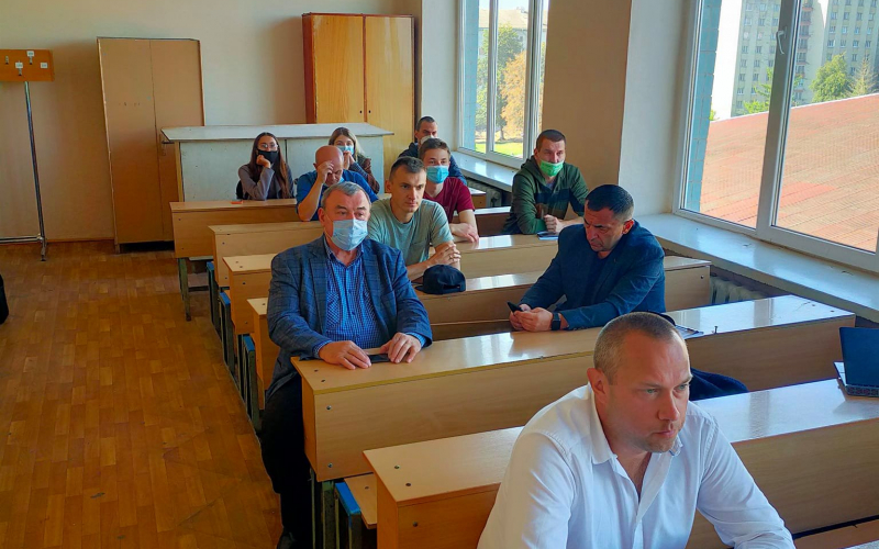 Зустріч студентів та працівників кафедри геодезії та землеустрою із стейкхолдерами.