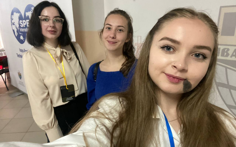 Міжнародна студентська конференція УКРАЇНСЬКЕ ВІДРОДЖЕННЯ