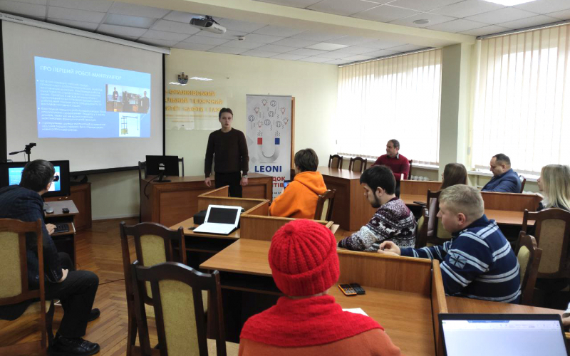 Доповідь Ігора Ніколенка