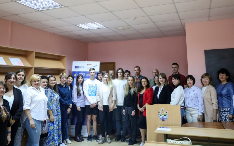 Нові можливості для потенційних та діючих підприємців громади 11